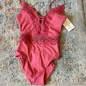 BECCA women's pink one-piece swimsuit-Size Medium NWT
